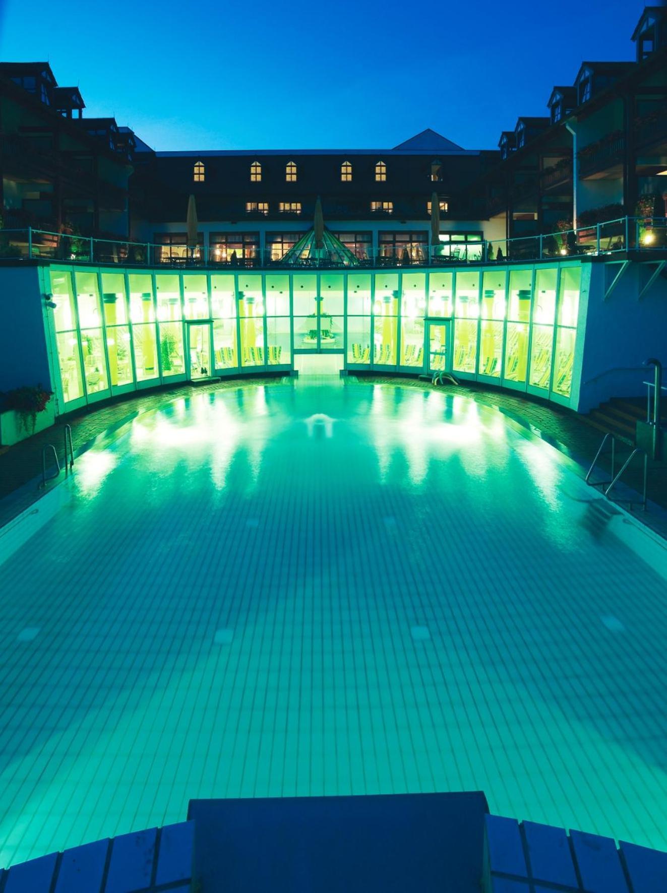 Hotel Fuerstenhof - Wellness- Und Golfhotel Bad Griesbach  Eksteriør billede