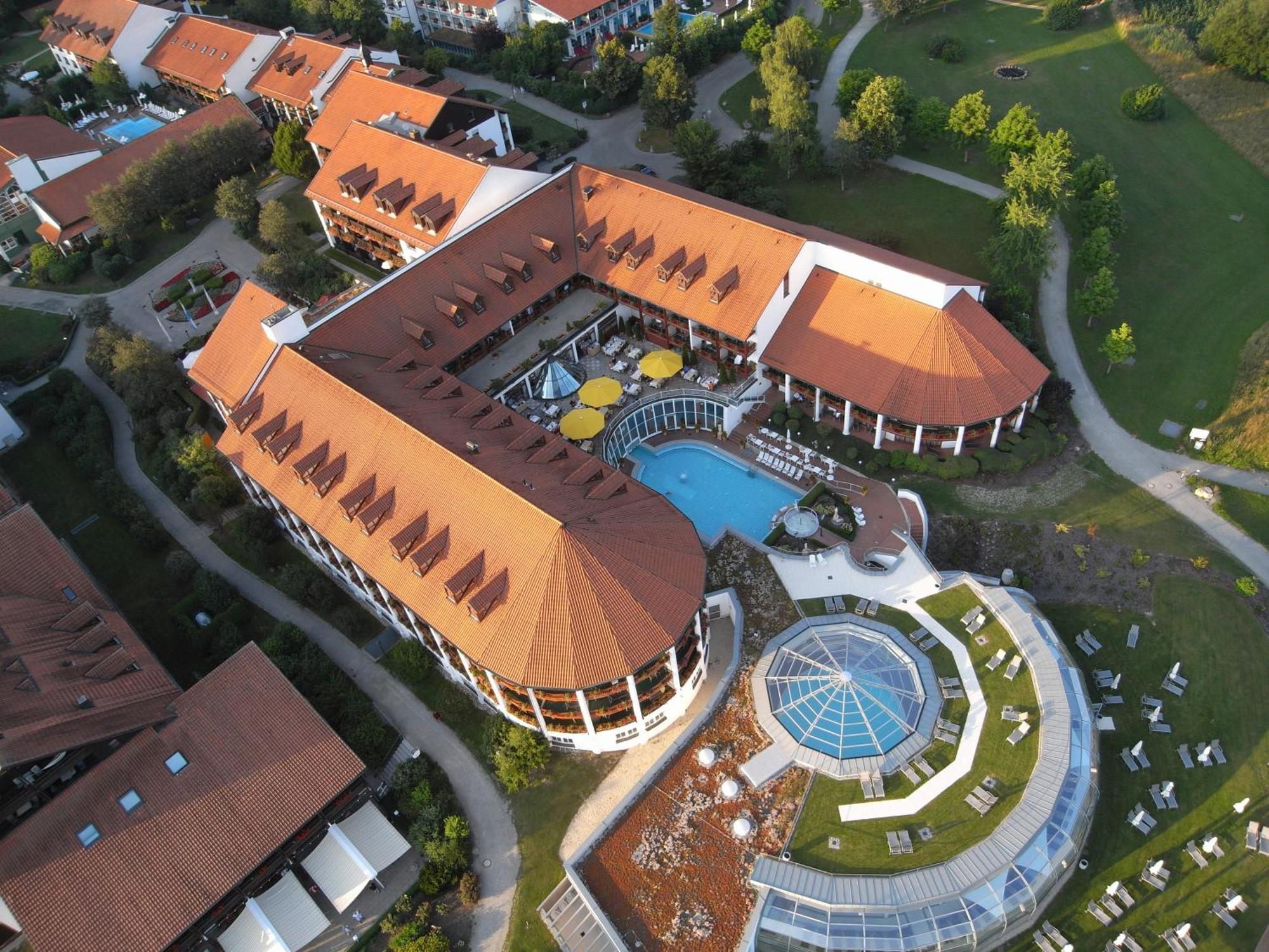 Hotel Fuerstenhof - Wellness- Und Golfhotel Bad Griesbach  Eksteriør billede