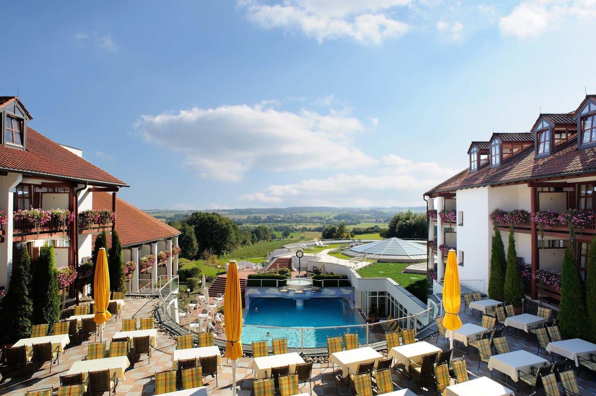 Hotel Fuerstenhof - Wellness- Und Golfhotel Bad Griesbach  Eksteriør billede